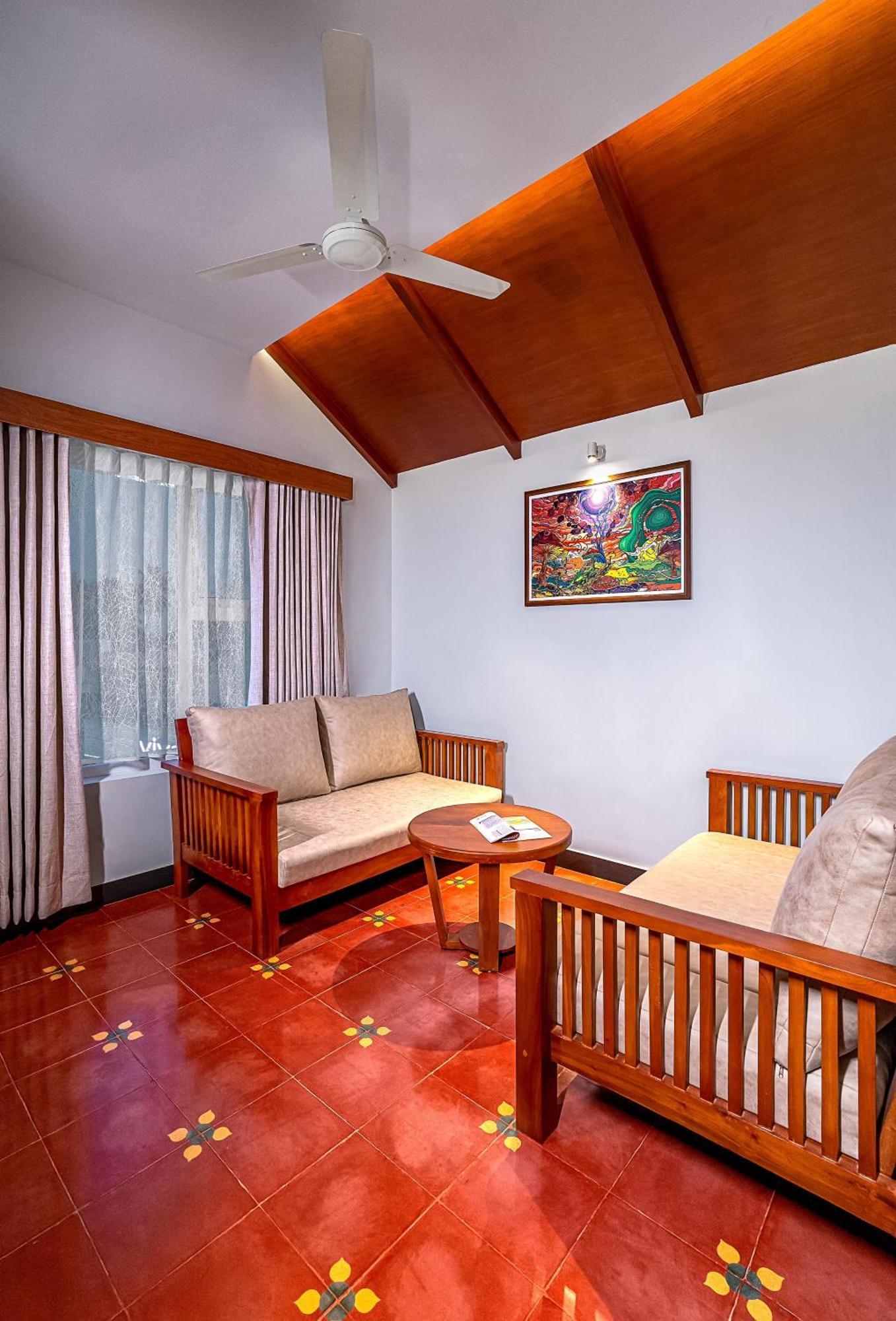 Palcastle Regency Hotel Palakkad Buitenkant foto